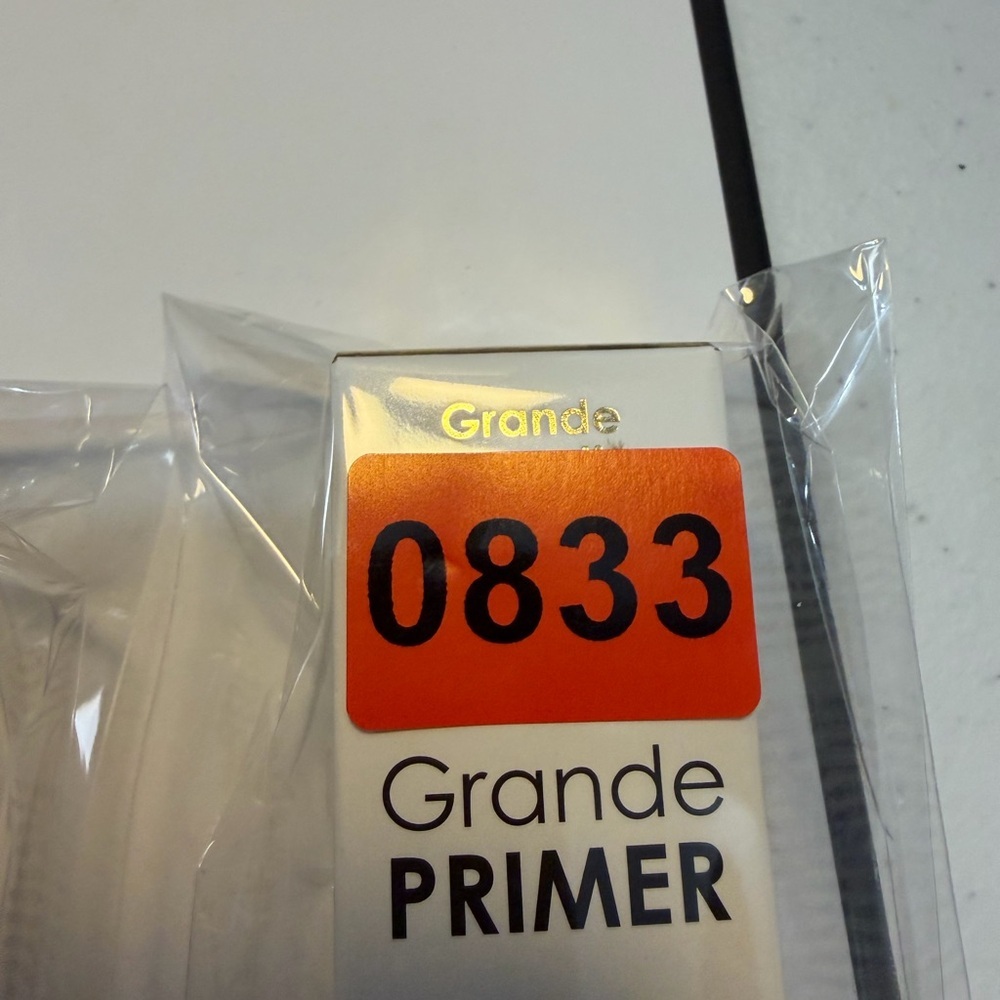 Grande Cosmetics White Pre-Mascara Primer - Picture 5 of 5